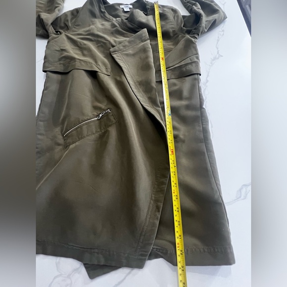 Bar lll Utility Lightweight Jacket, Soft drapey army Green great condition M - Picture 4 of 7